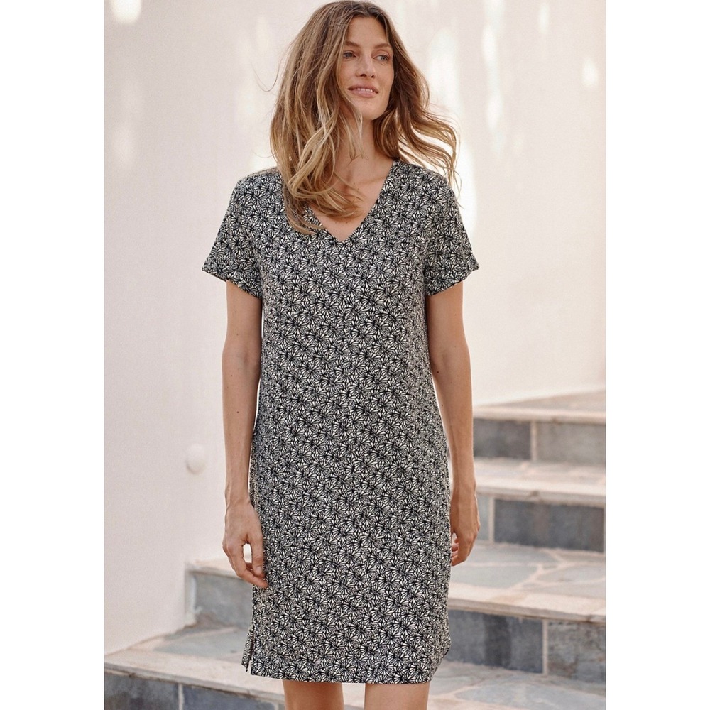 Garnet Hill Dainty Floral Print V-Neck Everyday T-Shirt Shift Dress Size Large